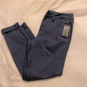 Women’s Signature Studio Cigarette Pants Size 12 NWT